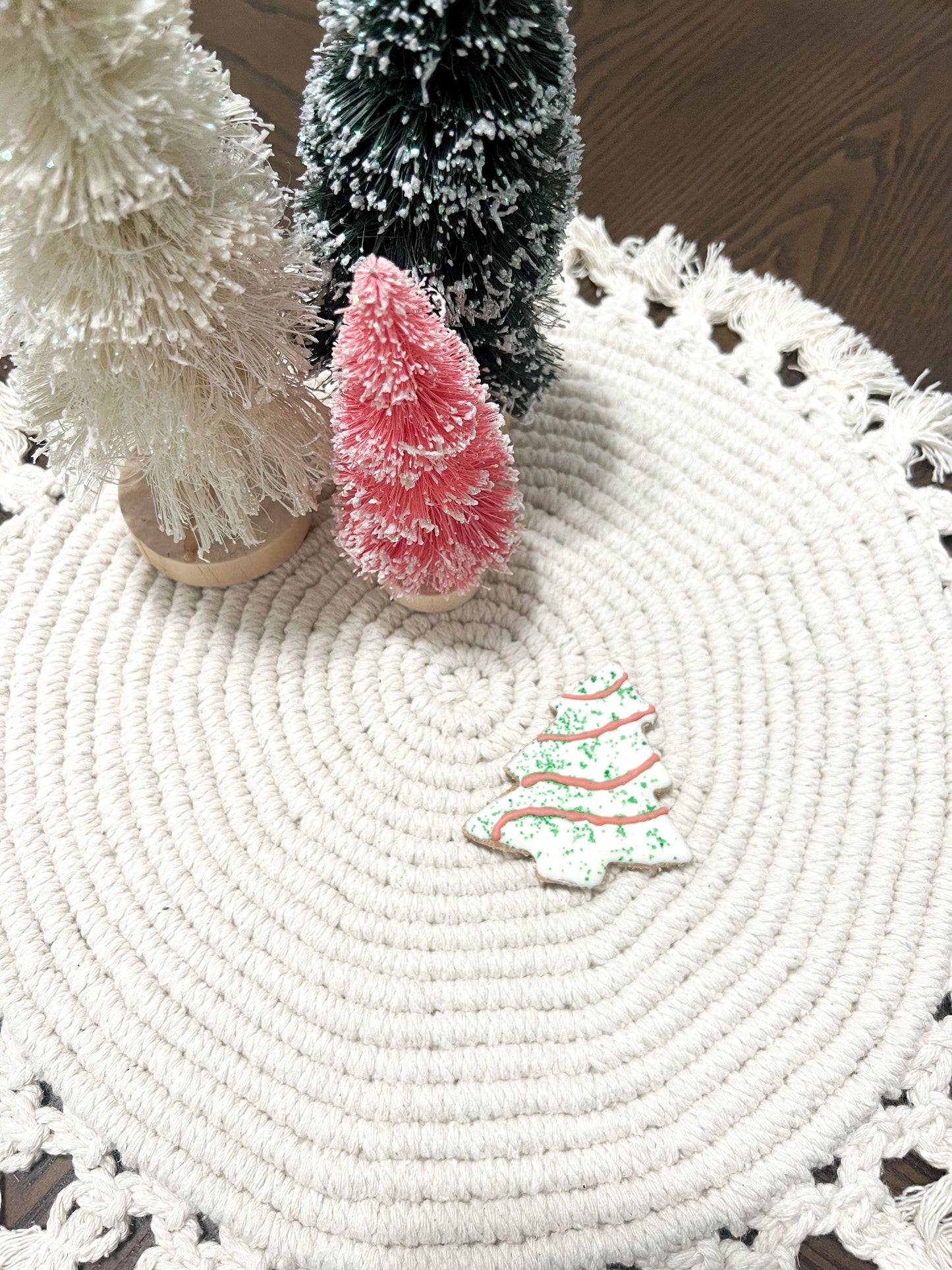 Christmas tree cake treat